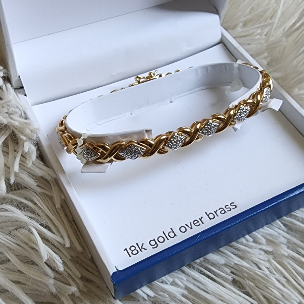18 karat gold plated bracelet